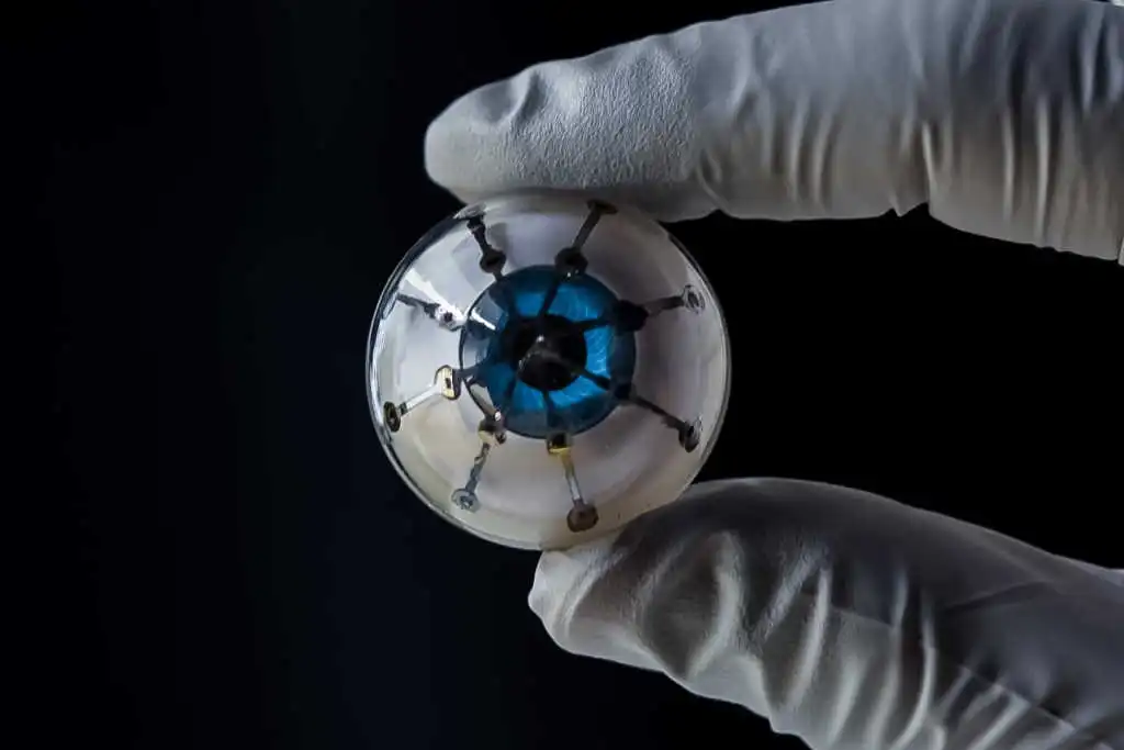 چشم بیونیک (bionic eye) چیست؟